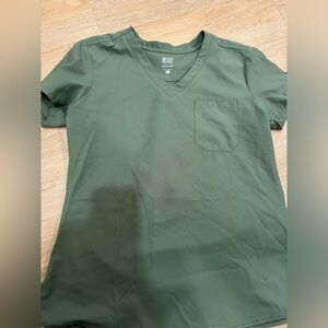 Medcouture insight scrub top